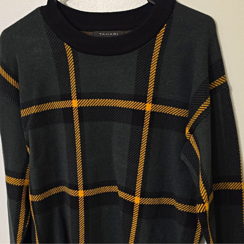 Tahari Women's Green Yellow Black Knit Crew Neck Plaid Pullover Sweater M #288